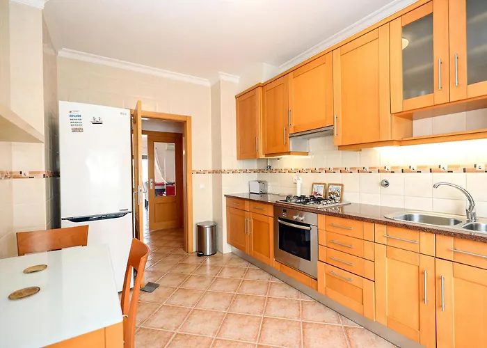 C03 - Gale In Apartment *